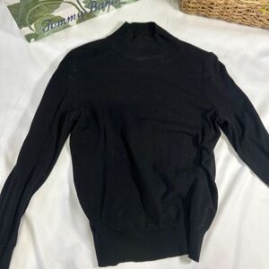 Ann Taylor’s Women’s mockneck Sweater